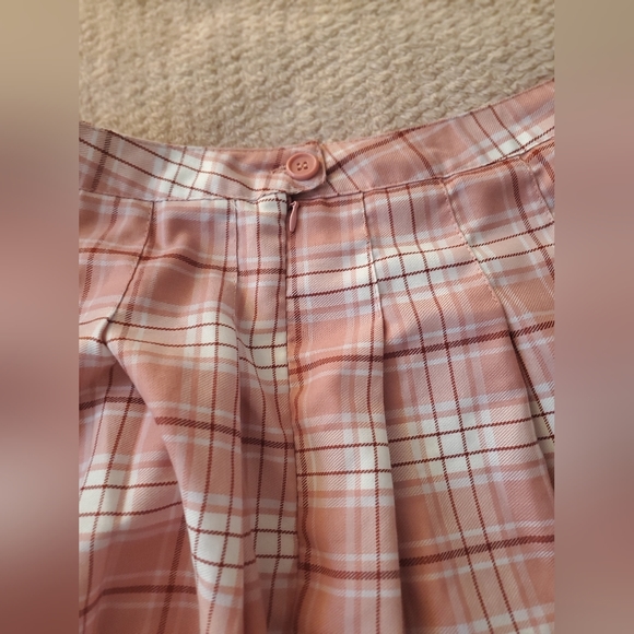 Never worn forever 21 size large school girl skirt - Picture 4 of 5